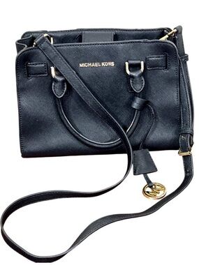 MICHAEL KORS Small Dillon Convertible Crossbody Satchel Black 30H4GAIM1L